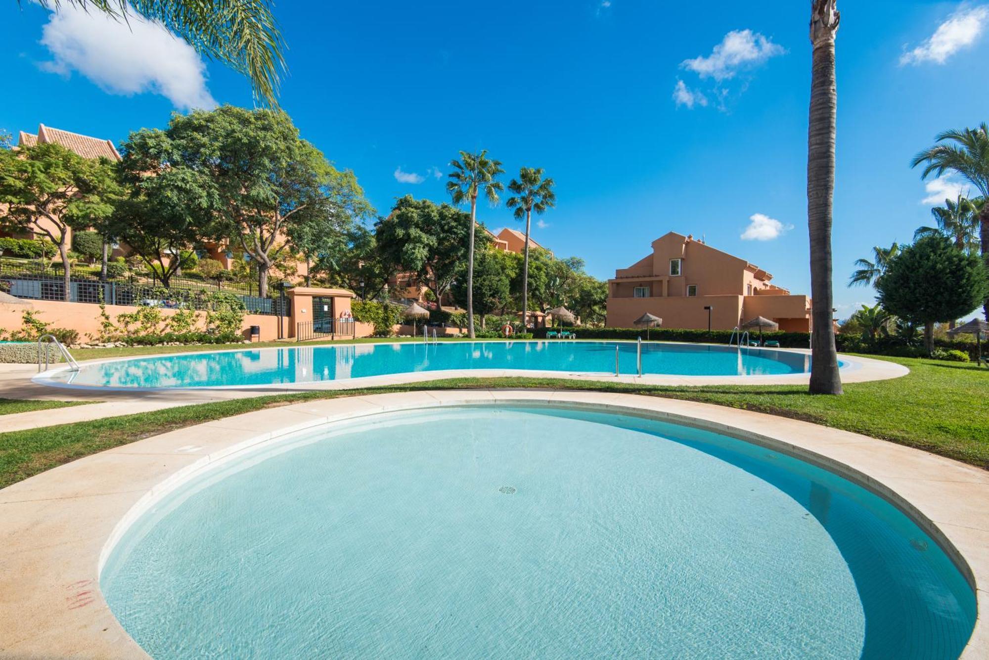 Rentandhomes Penthouse Elviria Golf Marbella Exteriér fotografie